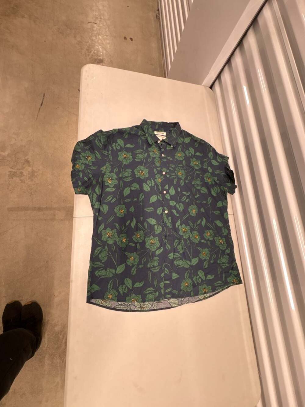 Goodthreads Men's Short-Sleeve Poplin Button-Down Shirt with Floral Print